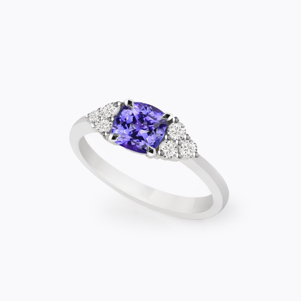 Prsten s tanzanitem a diamanty 07 | Zlatnictví Vaněk