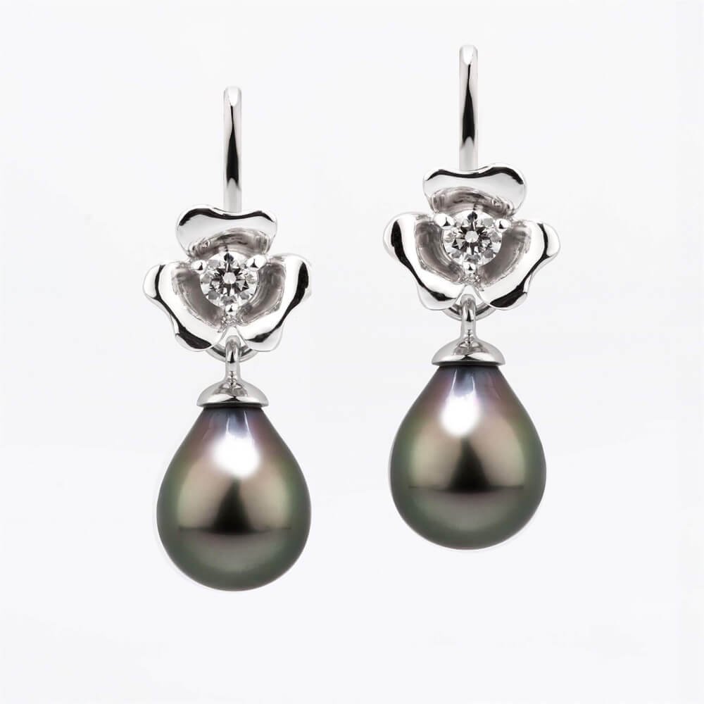 Náušnice s diamanty a perlou 01 | Zlatnictví Vaněk